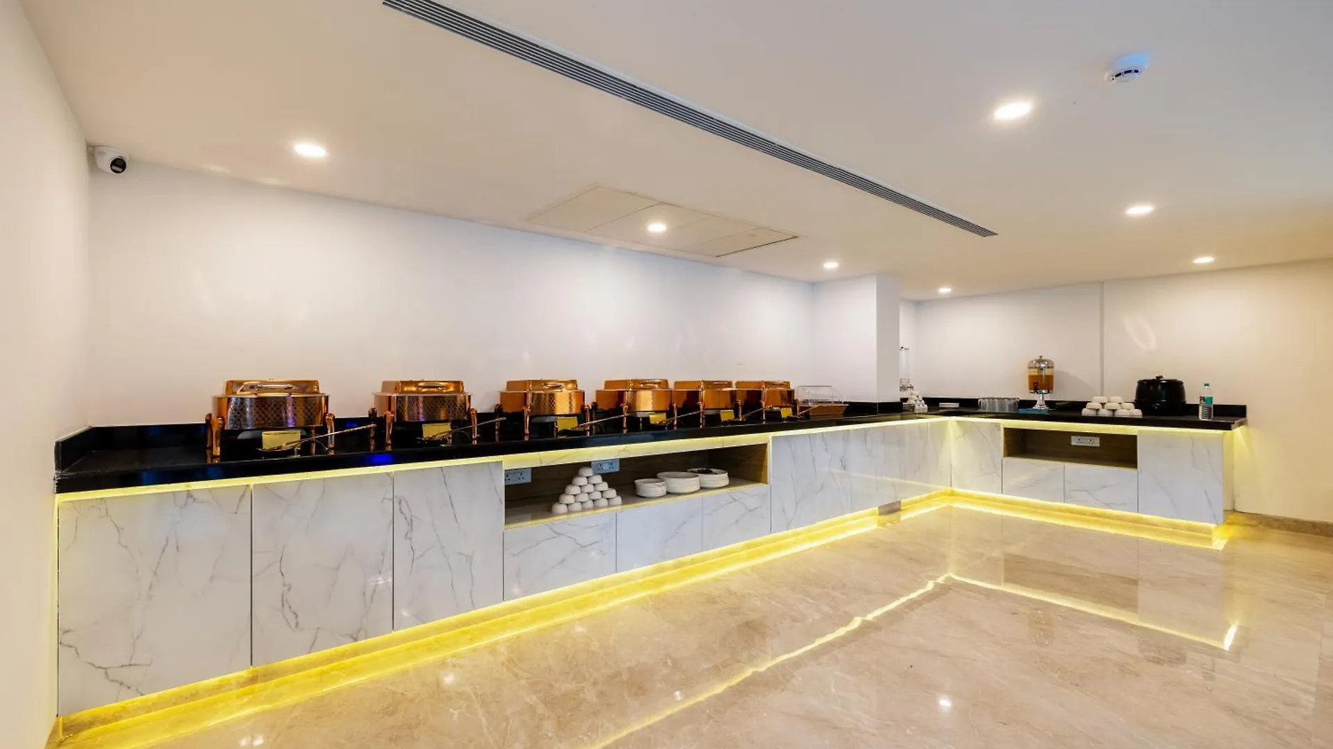Limewood Stay Signature - Golf Course Extension Road Gurgaon 3*,