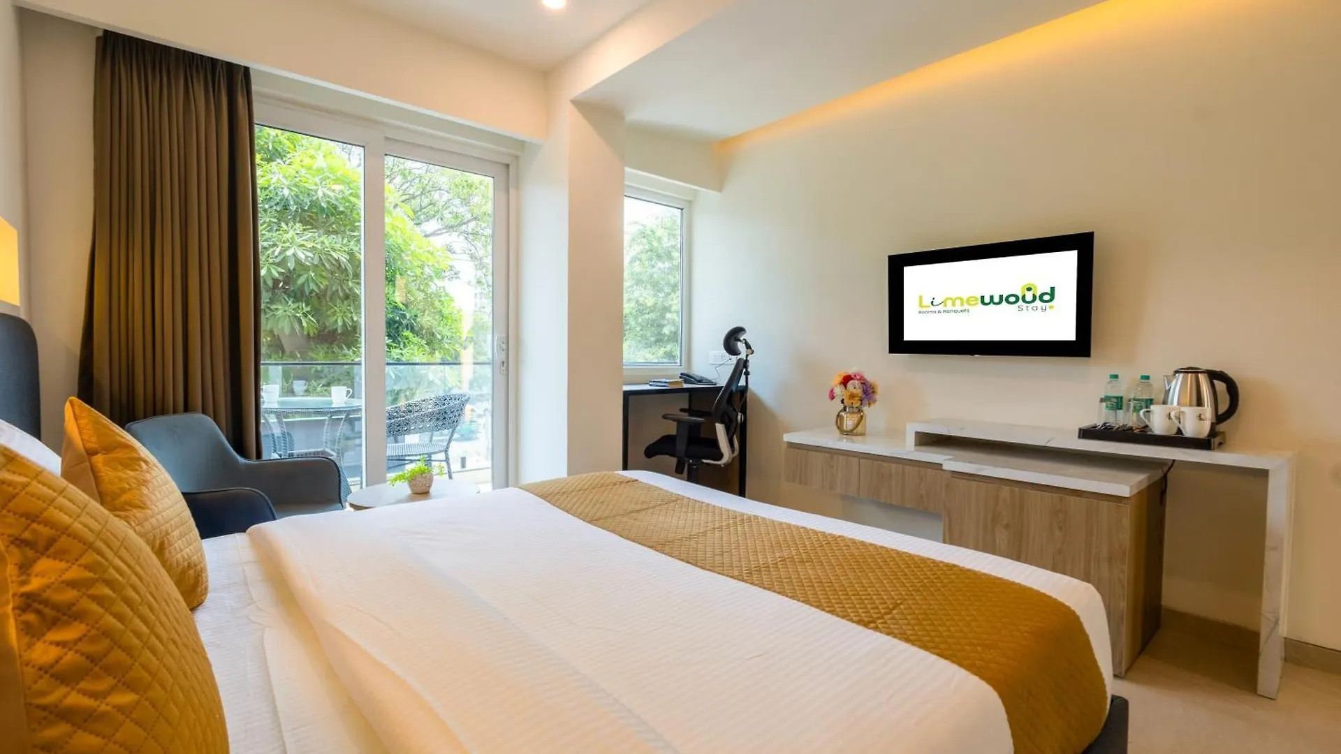Limewood Stay Signature - Golf Course Extension Road Gurgaon