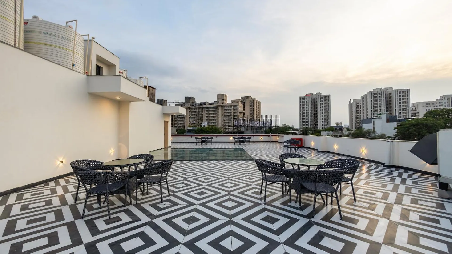 Hotell Limewood Stay Signature - Golf Course Extension Road Gurgaon