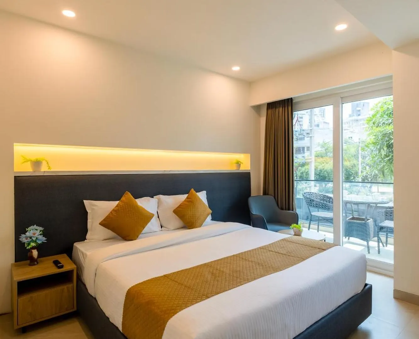 Limewood Stay Signature - Golf Course Extension Road Gurgaon Hotell