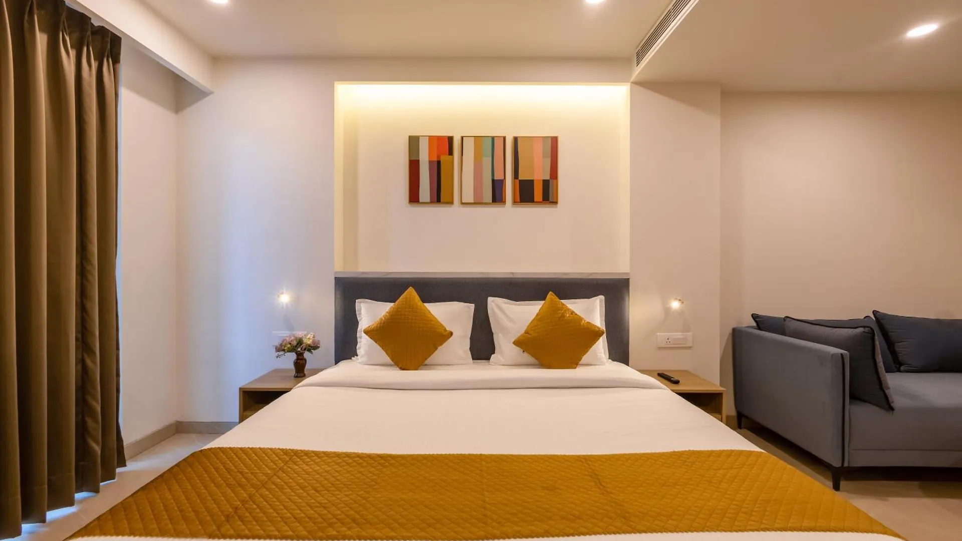Limewood Stay Signature - Golf Course Extension Road Gurgaon Hotell