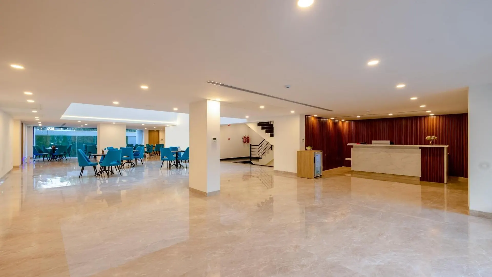 Limewood Stay Signature - Golf Course Extension Road Gurgaon