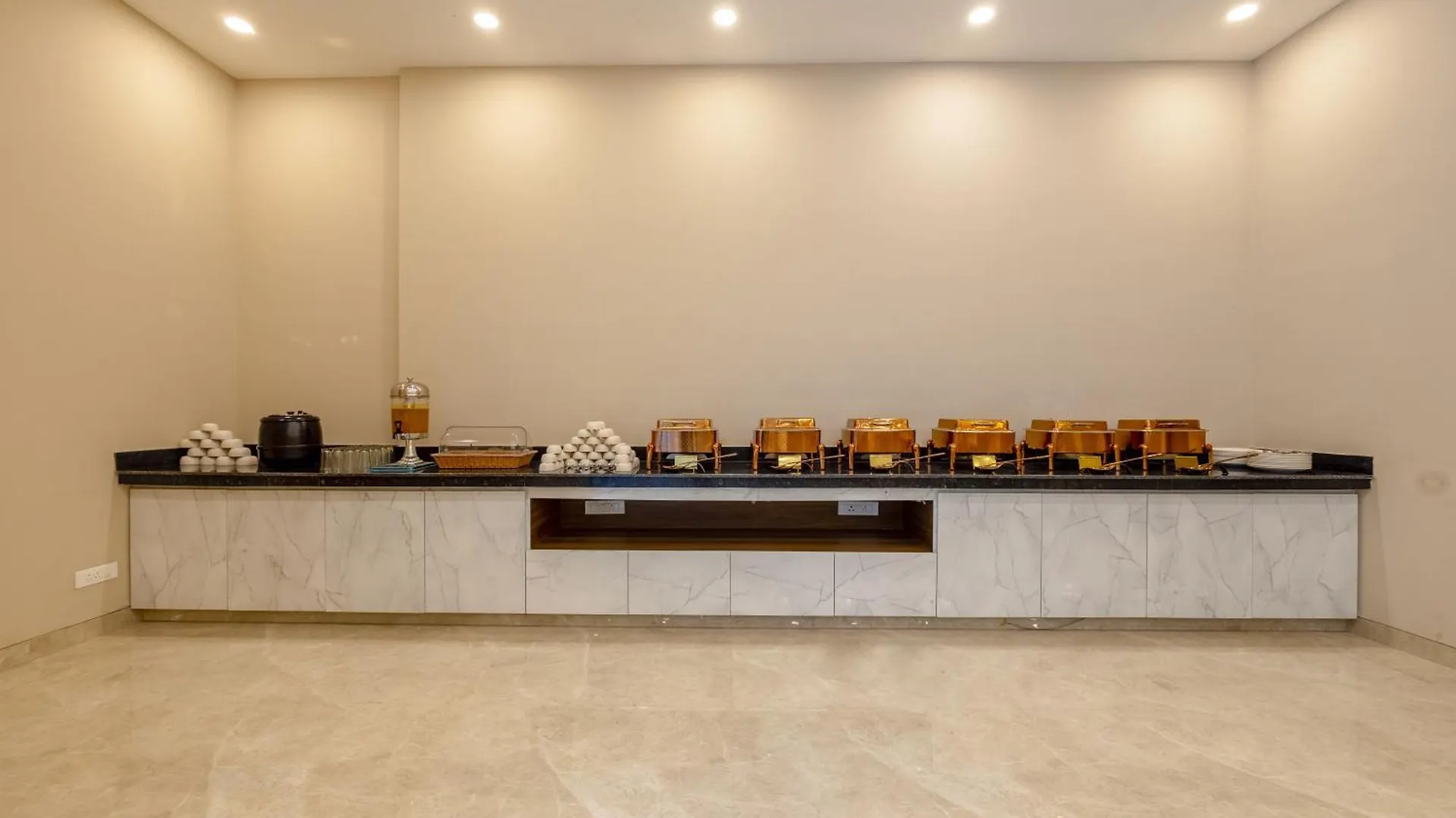 Limewood Stay Signature - Golf Course Extension Road Gurgaon